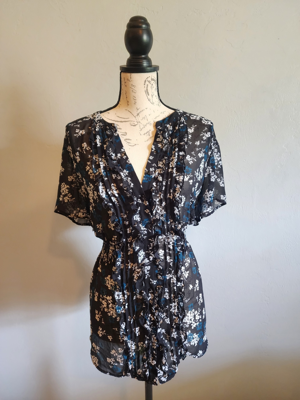 Torrid Black Floral Ruffle Sheer Short-Sleeve Blouse